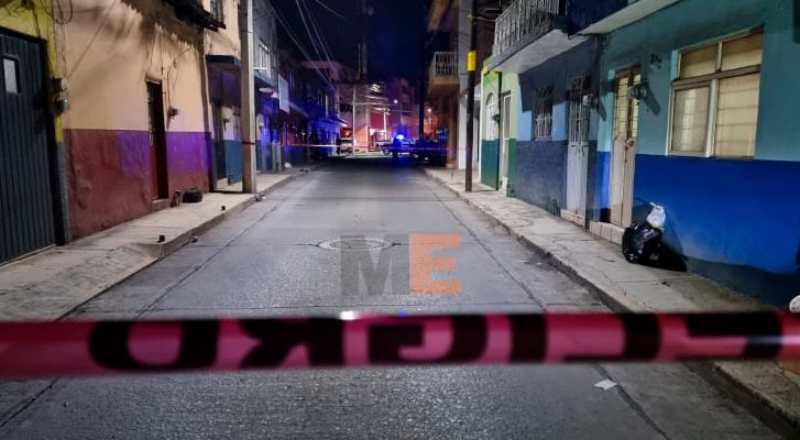 Hombre joven es asesinado en una casa del Centro de Zamora, Michoacán