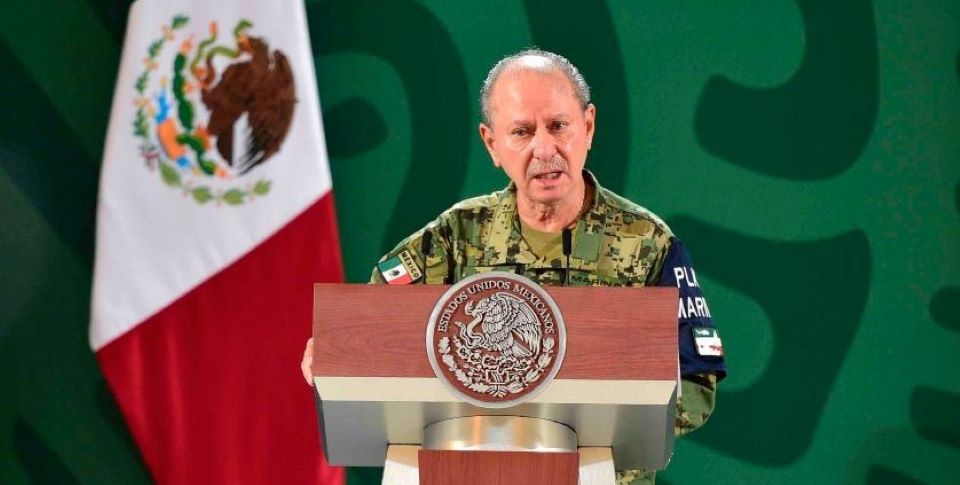 'México carece de servidores públicos honestos', dice titular de la Marina