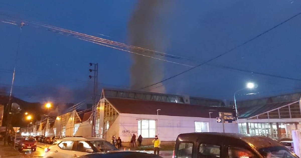 Un incendio en el Hospital Regional de Ushuaia obligó a evacuar pacientes
