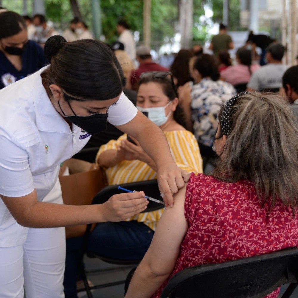 Vacuna contra Covid-19 no es solución definitiva; exhortan a cuidarse en Mazatlán