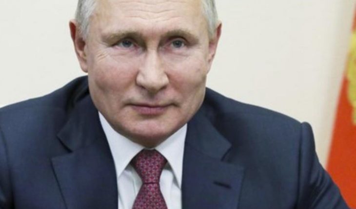 Vladimir Putin reveló que se aplicó Sputnik V tras especulaciones sobres su vacunación
