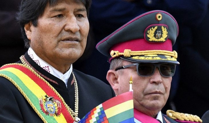 translated from Spanish: Bolivia: The former commander who “suggested” to resign from Evo Morales absconded