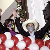 Castillo will begin his presidential term in Peru with 53% approval