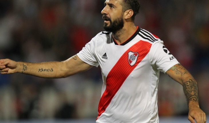 translated from Spanish: Lucas Pratto terminated contract with River and is a free player