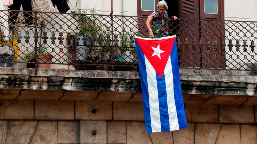 Social networks and messaging platforms suffer outages in Cuba