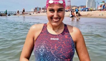 94 km y 23 horas de nado: así es la doble vuelta a Manhattan, el mayor desafío de Bárbara Hernández
