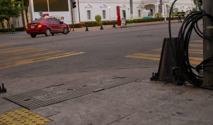 Identifican baleado frente al Ayuntamiento de Culiacán
