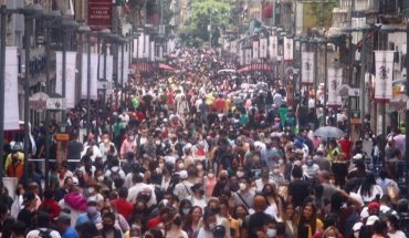 Inundan capitalinos Centro Histórico de la CDMX en pandemia