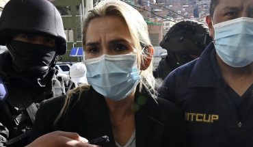 Jeanine Añez se “autolesionó” en la cárcel: se encuentra estable