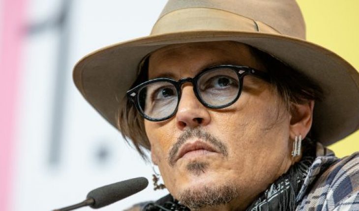Johnny Depp recibe premio en festival de cine y es criticado por directoras — Rock&Pop