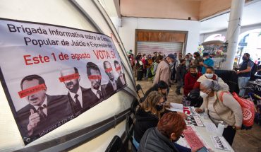 Mexicanos ponen a prueba la primera consulta popular (histórica)