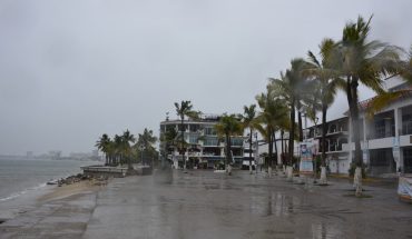 Nora deja deslaves e inundaciones en Jalisco; habrá lluvia en 19 estados
