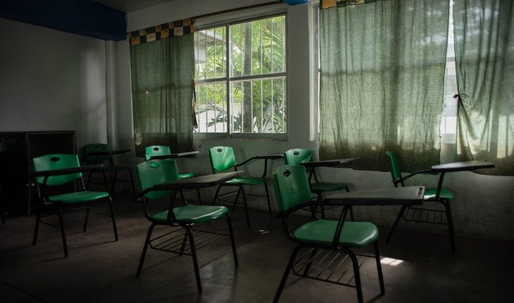 Por falta de pagos, maestros en Michoacán no regresarán a dar clases