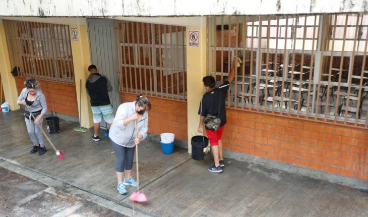 SEP convoca a padres y maestros a limpiar escuelas para el regreso a clases