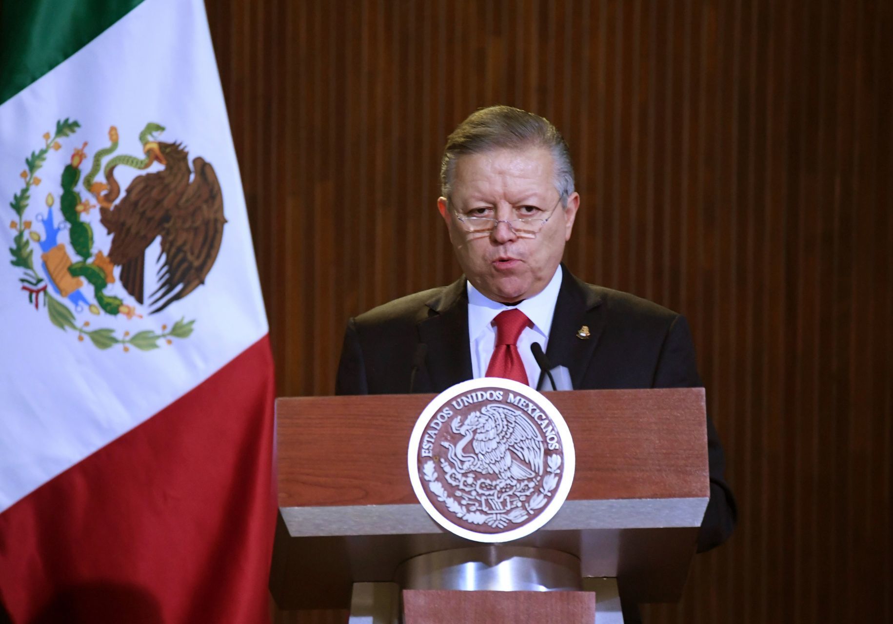 Zaldívar le pide a Vargas hacerse a un lado; 'su presidencia es insostenible'