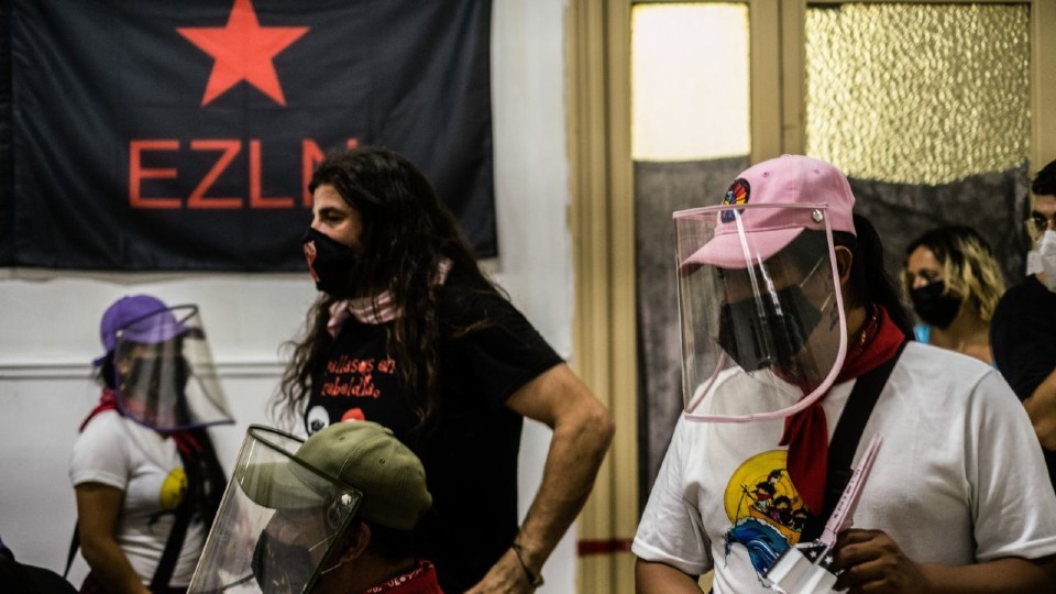 Zapatistas marcharán en Madrid, mayoría de delegados siguen en México