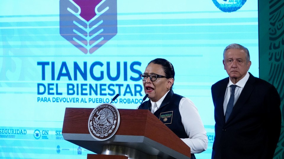 AMLO will give confiscated assets to poor in welfare tianguis
