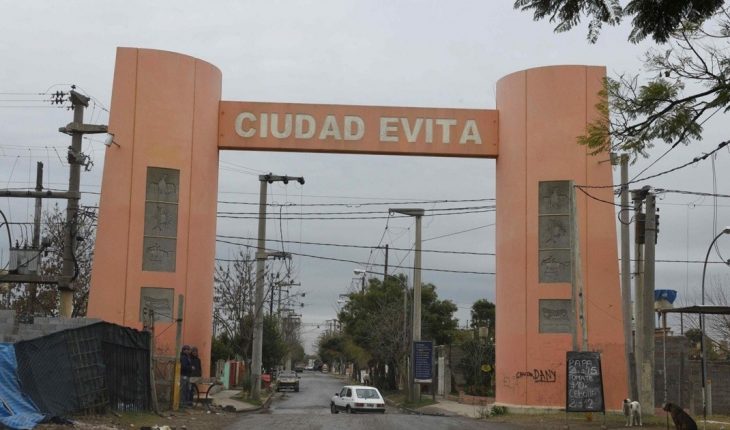 translated from Spanish: An alleged thief was shot in Ciudad Evita