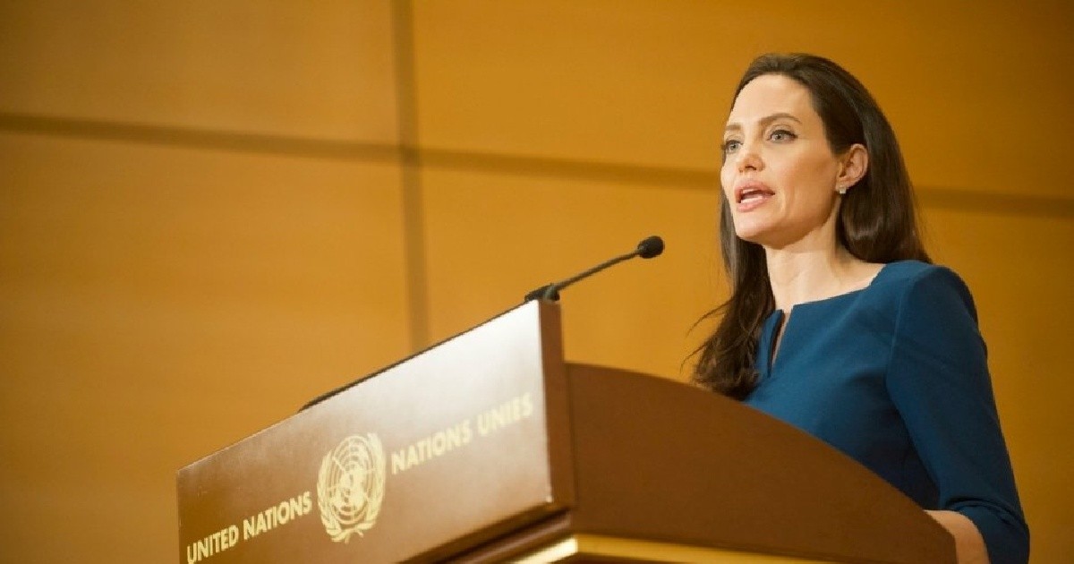 Angelina Jolie opened her Instagram account and posted a letter from an Afghan girl
