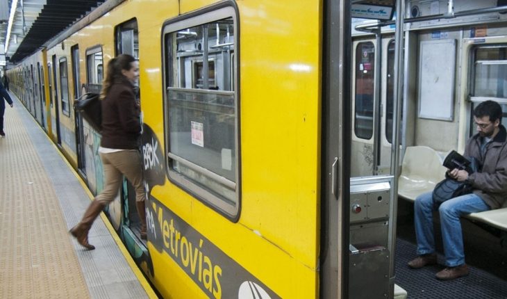 translated from Spanish: As of September 7, the entire subway network will be enabled
