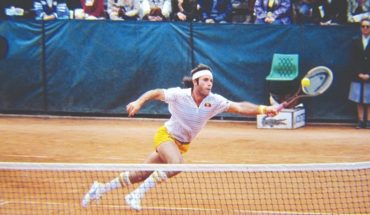 translated from Spanish: August 17: Guillermo Vilas birth