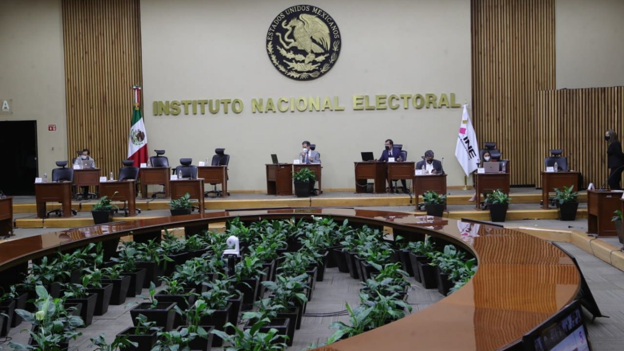 INE approves funding for political parties for 5,821 million pesos