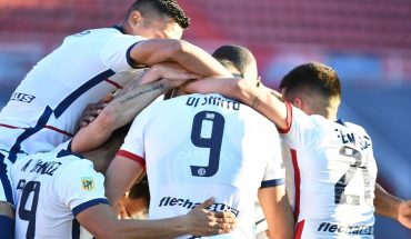 translated from Spanish: San Lorenzo returned to victory after four consecutive defeats