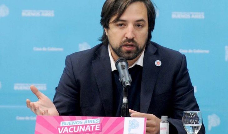 translated from Spanish: The Province of Buenos Aires will begin vaccinating “house by house”