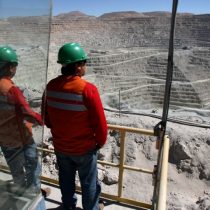 The best negotiation in mining history: Escondida workers and company officialize millionaire agreement to avoid strike