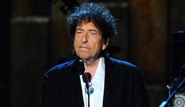 translated from Spanish: Woman accused Bob Dylan of sexually abusing her when she was 12