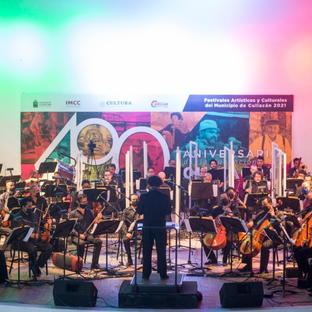 Concluyen festejos a Culiacán con un concierto en vivo de la Ossla