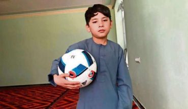 El niño afgano de la camiseta de plástico de Leo Messi teme a los talibanes: “Por favor, sálvenme”
