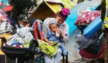 “Expuestas al espacio público en condiciones de extrema vulnerabilidad”: sin garantías de protección mujeres y niños sufren desalojo migrante sin precedentes en Iquique
