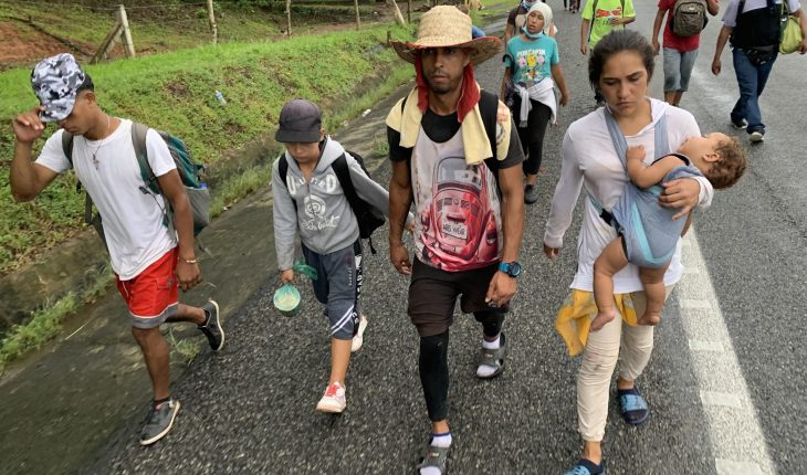 Migrantes venezolanos atraviesan la selva y quedan atrapados en México