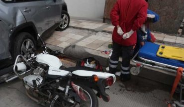 Motociclista choca en avenida del Mar en Mazatlán