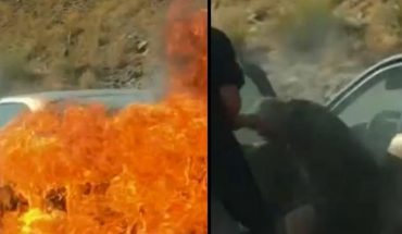VIDEO. Hombres salvan a pareja de ancianos de un auto en llamas