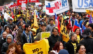 translated from Spanish: Chile: a possible 4th withdrawal from the pension fund marks the electoral agenda