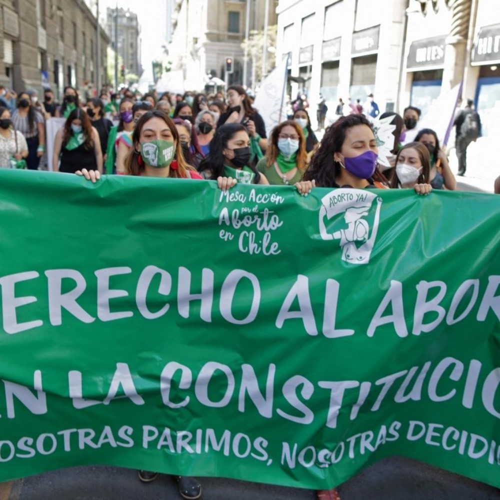 Chile approves voluntary abortion up to 14 weeks gestation