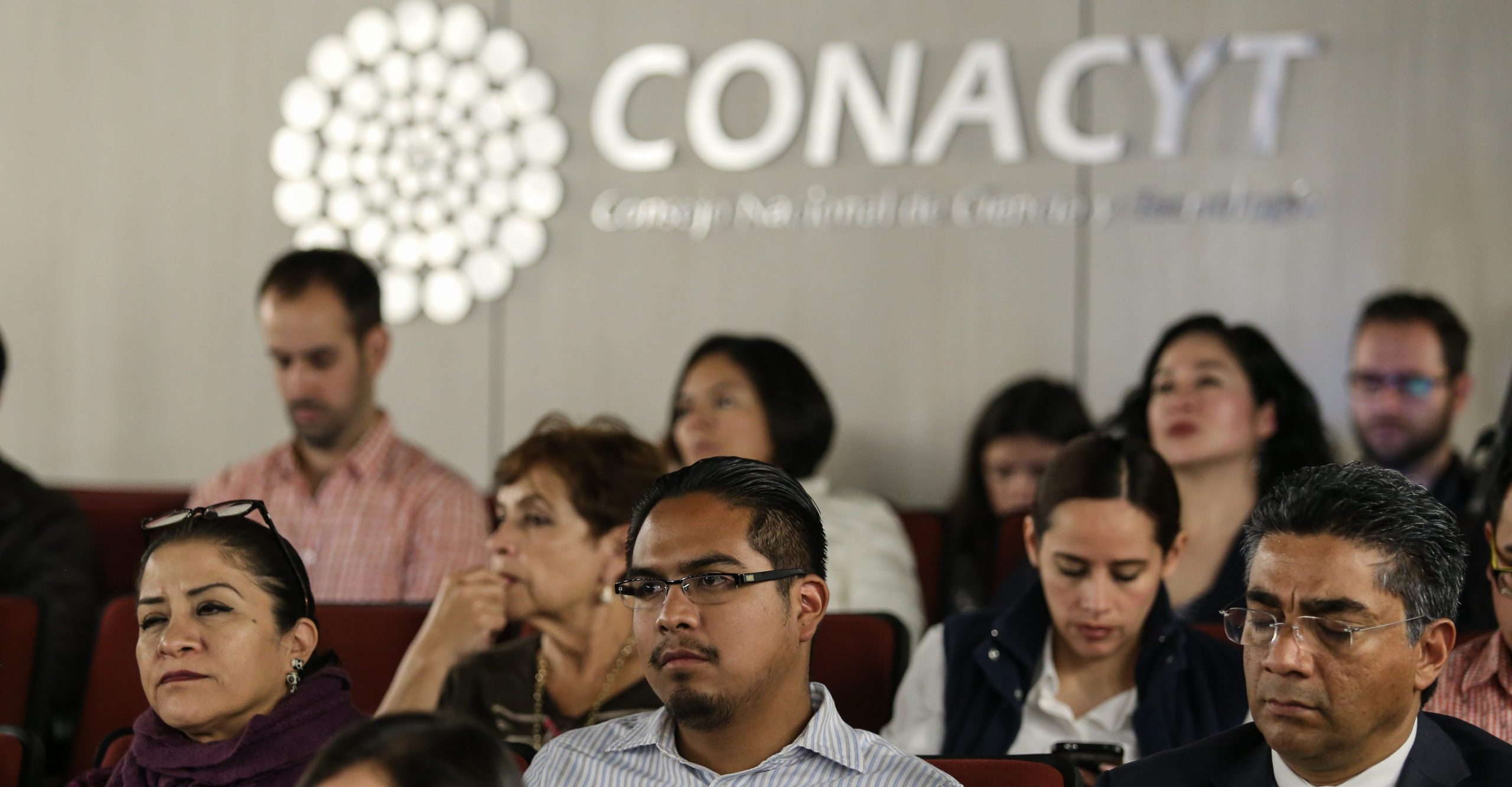 Conacyt conditions program to professors, asks them to look for a job