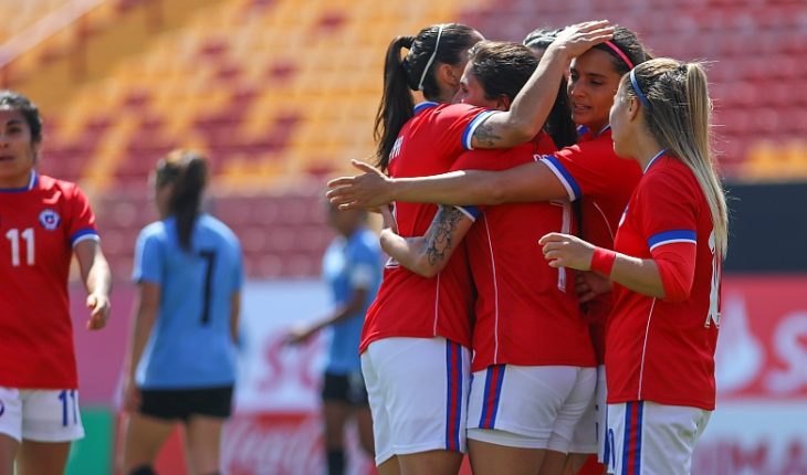 translated from Spanish: La ‘Roja’ equalized with Uruguay in a friendly at the Santa Laura Stadium