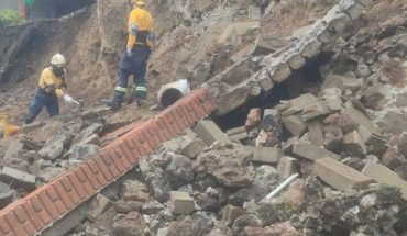 translated from Spanish: Risk mitigation continues in canine shelter after landslide