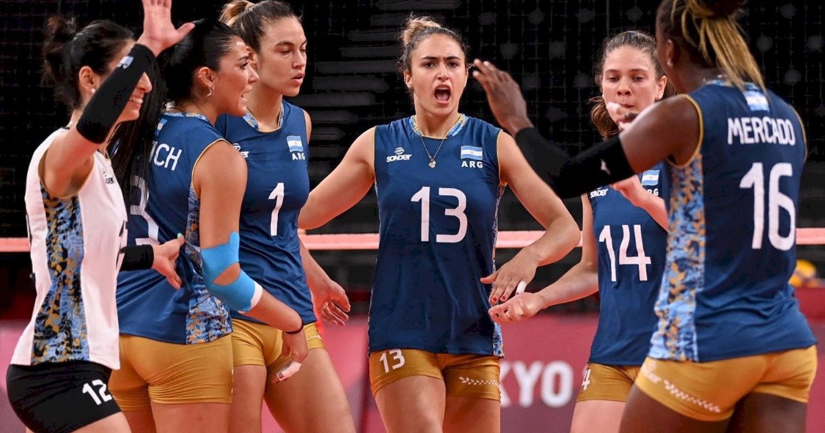 The Panthers have a roster to play the South American women's volleyball