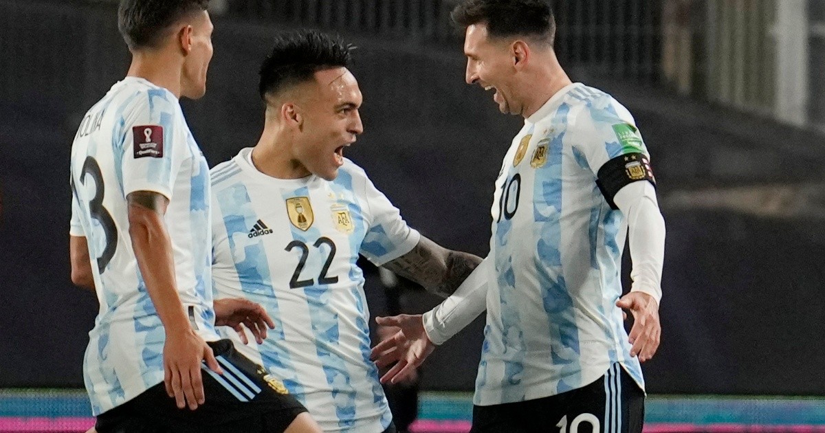 With Messi's hat-trick, Argentina beat Bolivia 3-0 at the Monumental