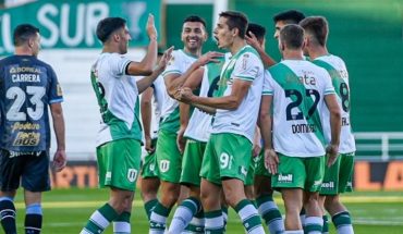 translated from Spanish: With a double by Juan Manuel Cruz, Banfield beat Atlético Tucumán 2-0