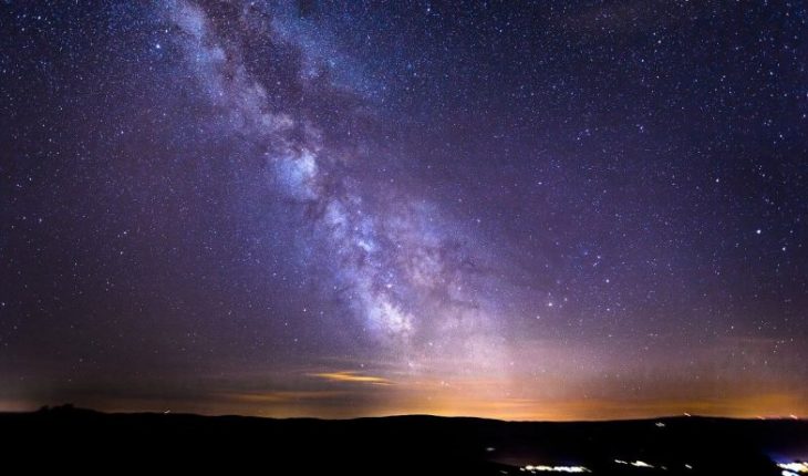 Astrónomos detectan señales de radio insólitas desde el centro de la Vía Láctea