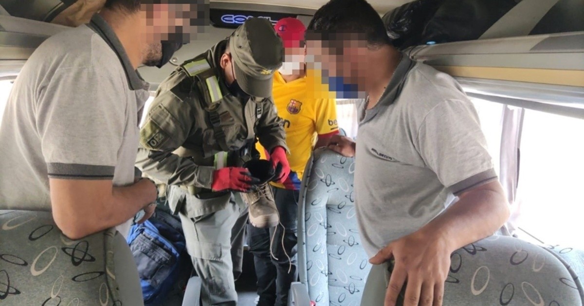 Catamarca: Detuvieron a tres personas e incautaron 293 cápsulas de cocaína