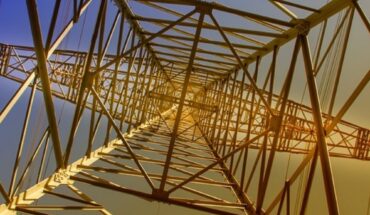 Coparmex advierte riesgos a las tarifas con reforma eléctrica de AMLO