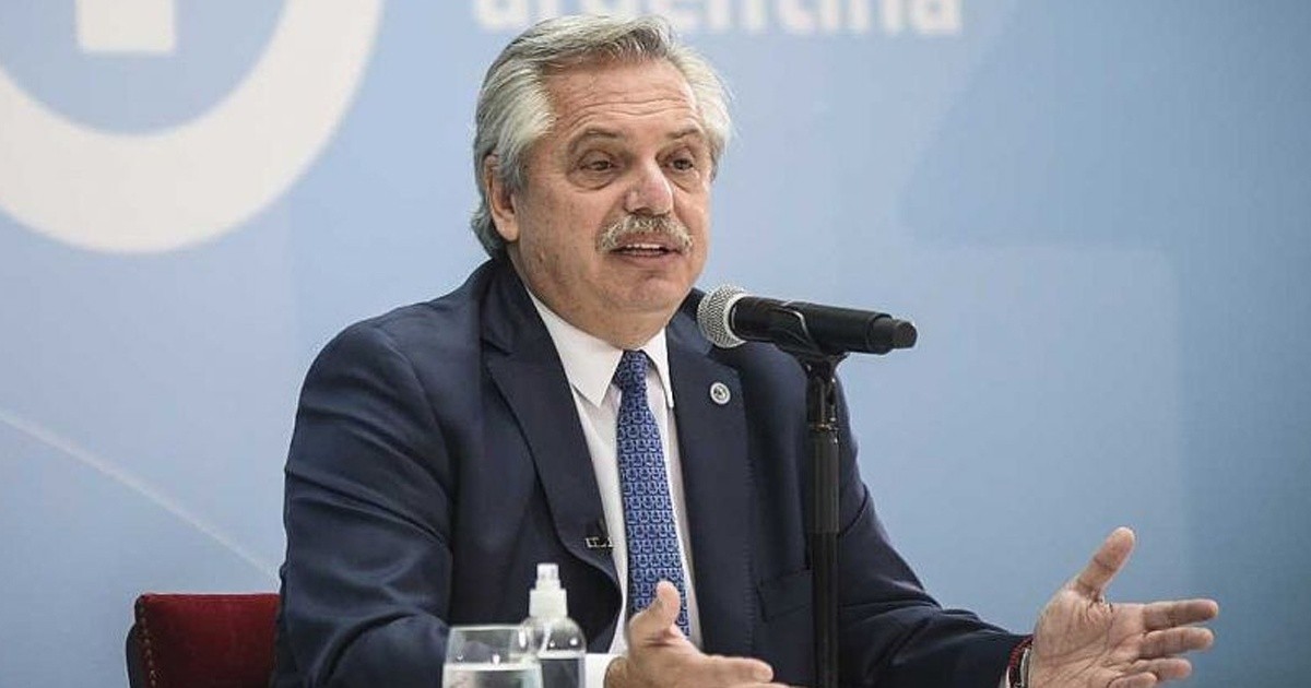 El presidente Alberto Fernández encabeza una reunión de gabinete