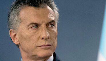 Macri was notified, but remains abroad and will not go to the inquiry