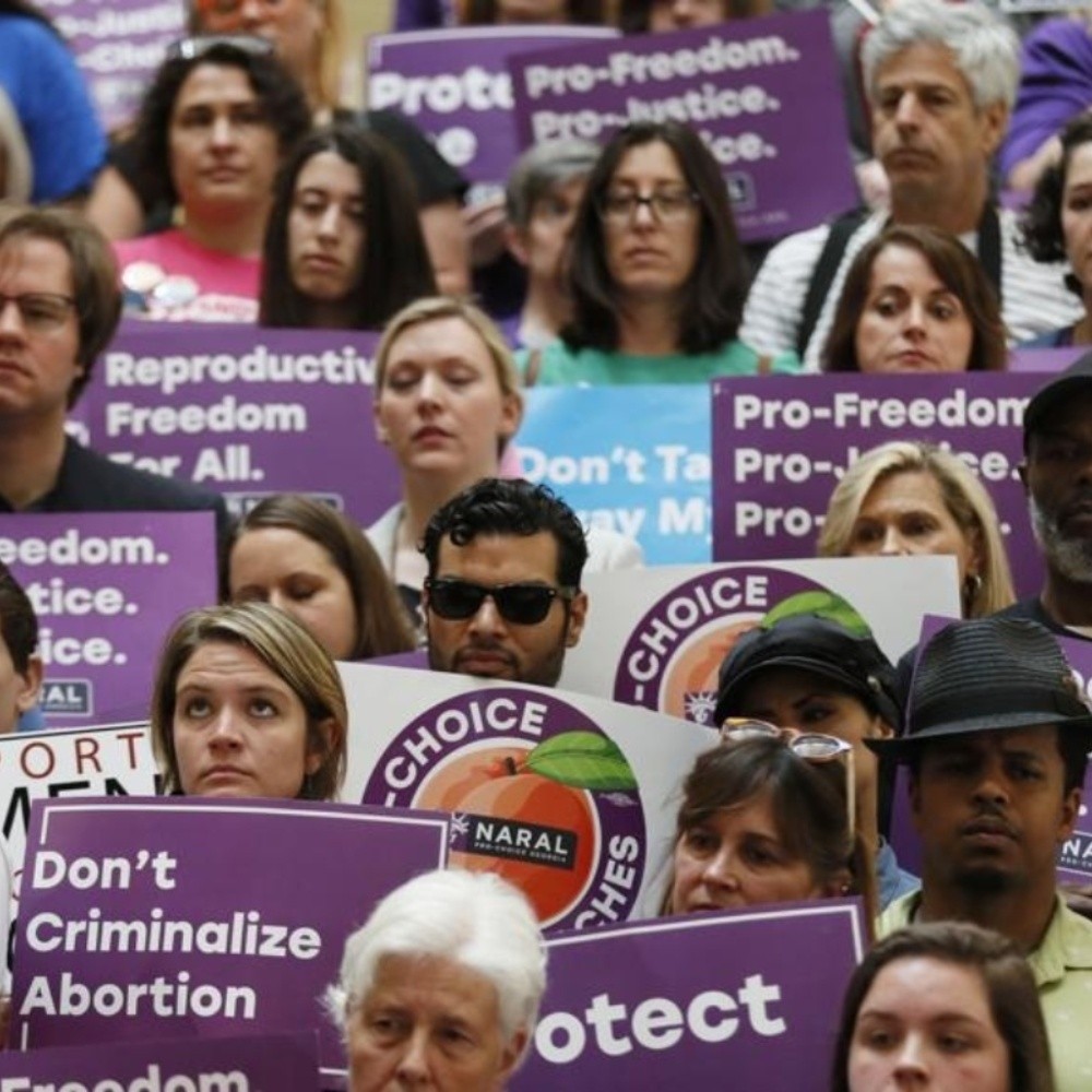 Mujeres en USA se manifiestan por el derecho al aborto